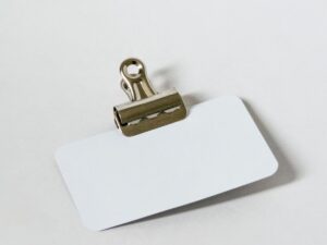 Crachá personalizado preço - foto ilustrativa
